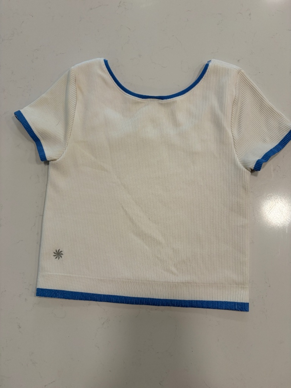 Athleta Girls Size L/12 White Ribbed Tee with Blue Trim